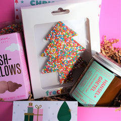 XMAS CHOCOLATE LOVER Custom Hamper | PERSONALISED | Soy Candle & Chocolate Gift Pack | PINK | Christmas