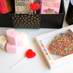 VALENTINE'S DAY Custom Hamper | PERSONALISED | Soy Candle & Chocolate Gift Pack | I Love You | Black